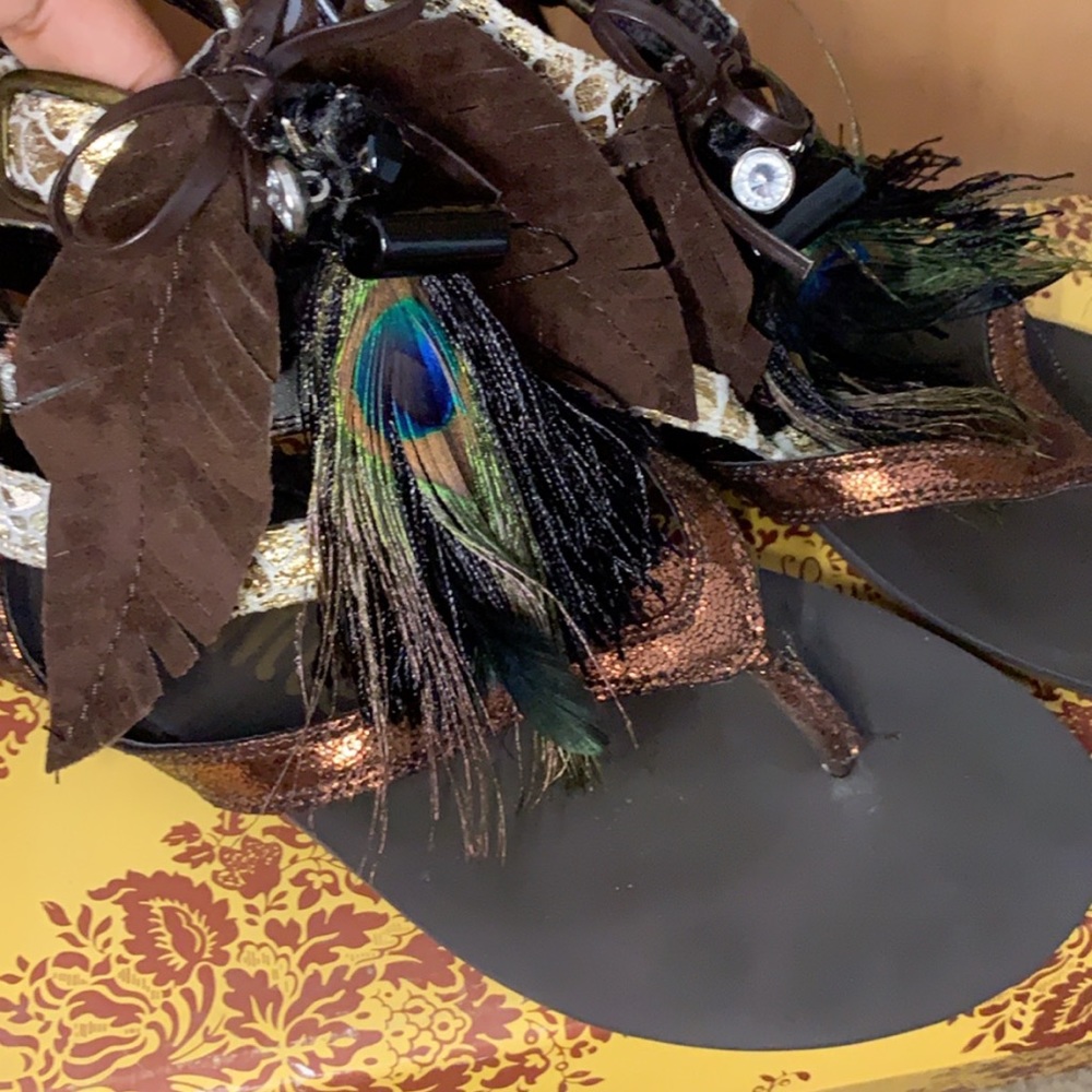 Sandals - Picture 3 of 5